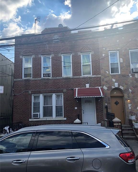 1st image of 716 Bristol St APT 2R