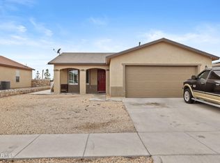 805 Nuevo Desierto Dr, Horizon City, TX 79928