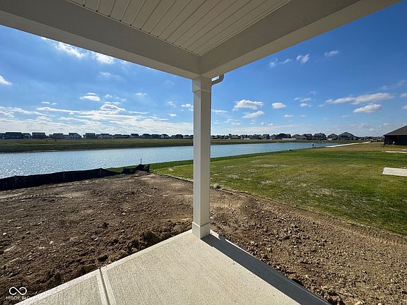 5th image of 1307 Foxtail Ln