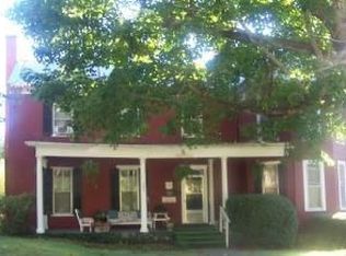 403 E Washington St, Lewisburg, WV 24901