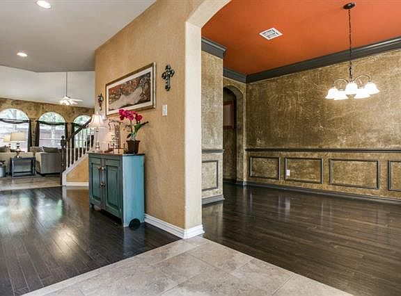 3rd image of 1224 Wooded Creek Cir