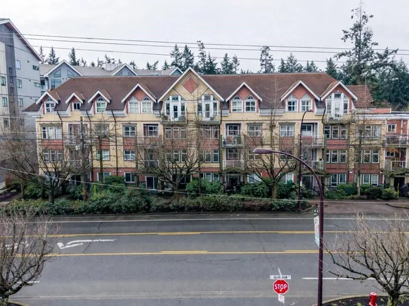 655 Goldstream Ave #210, Langford, BC V9B 0G2
