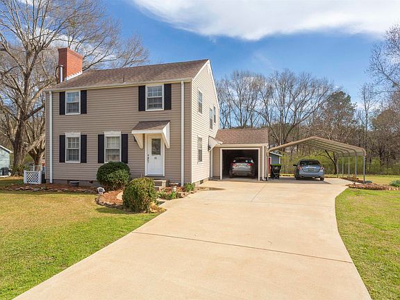 2nd image of 878 Pinecrest Dr