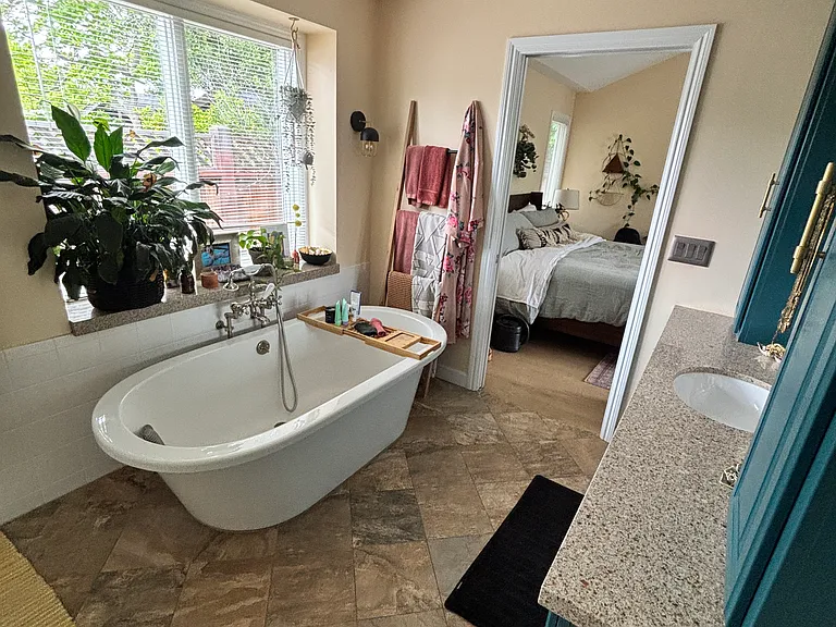 172 Wisteria Dr — Photo 25