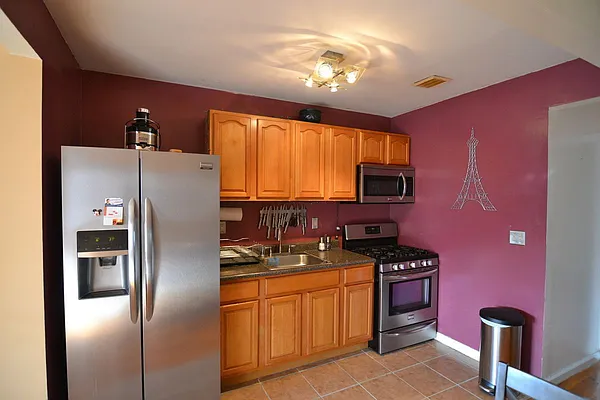 Rented by Scott Williams Realty LLC | media 36