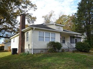 202 Tuckaseege Rd, Mount holly, NC 28120