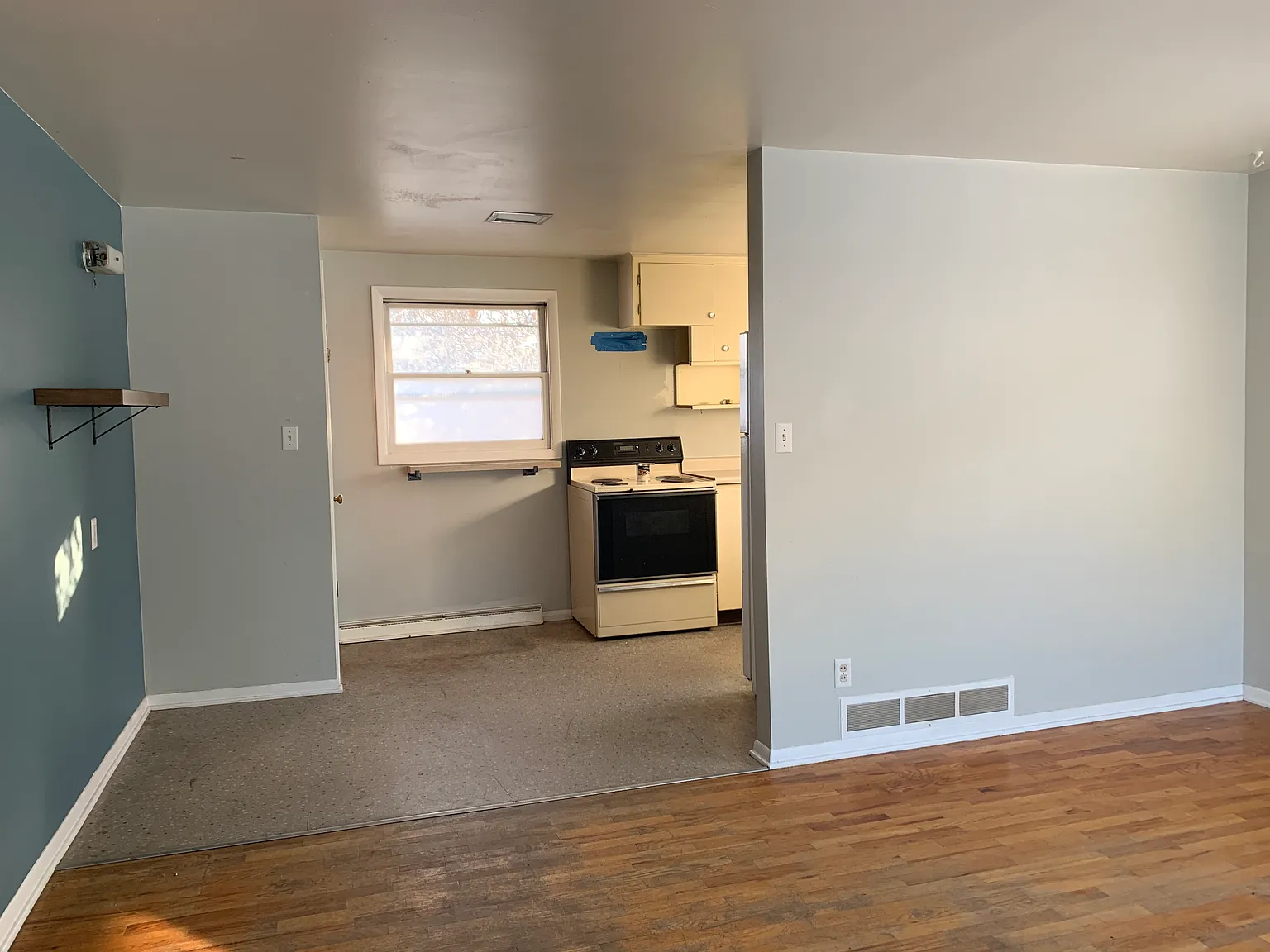 2 bed, 750 sqft, $1,700 — Photo 3