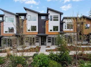 938 Dove Tail Ln #6, Bainbridge Island, WA 98110