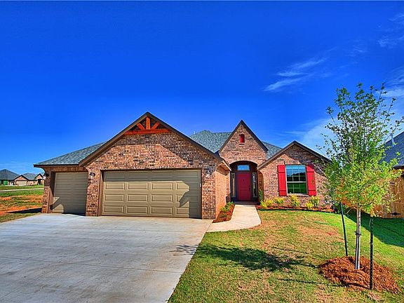 3rd image of 16917 Madrid Cir