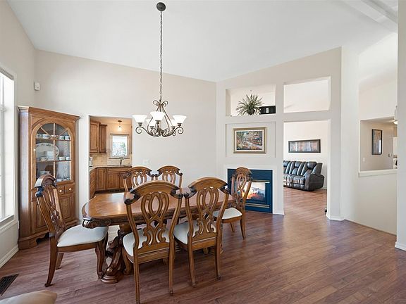 3rd image of 23106 E Settler Dr