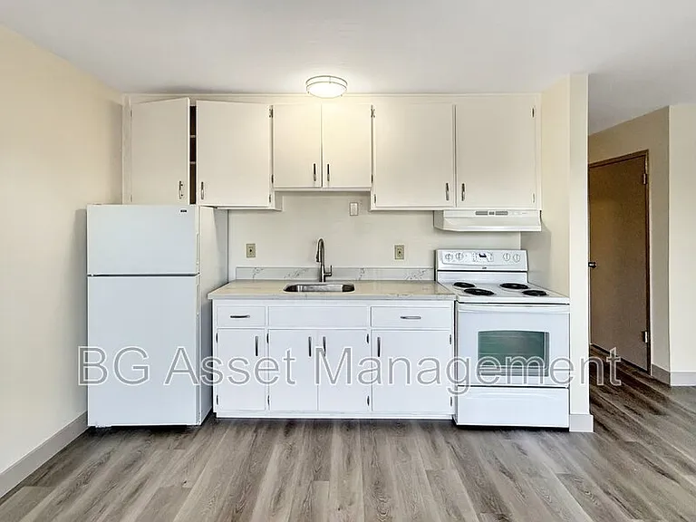 50 Frey Pl #5 — Photo 3