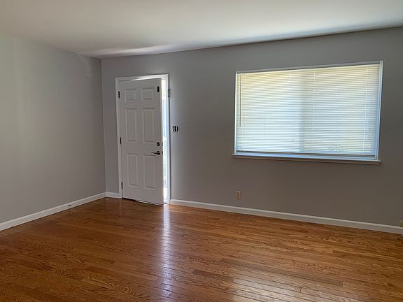 5th image of 4351 Latimer Ave Unit B