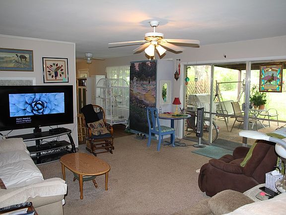 5th image of 4106 Royal Ln