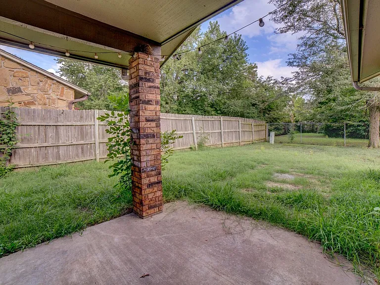 2505 E Princeton St — Photo 11