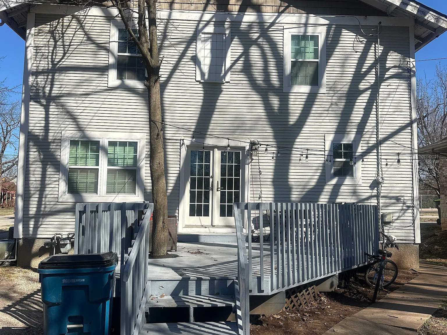 5 bed, 2.5 bath, 3100 sqft, $2,375 — Photo 3