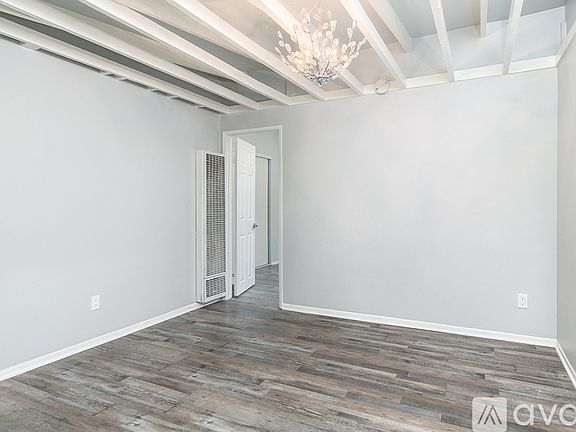 3rd image of 533 Sturtevant Dr #1
