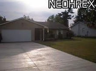 1866 Woodgate St, Youngstown, OH 44515