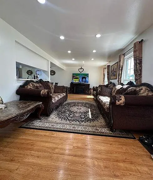 35533 Turner Dr — Photo 2