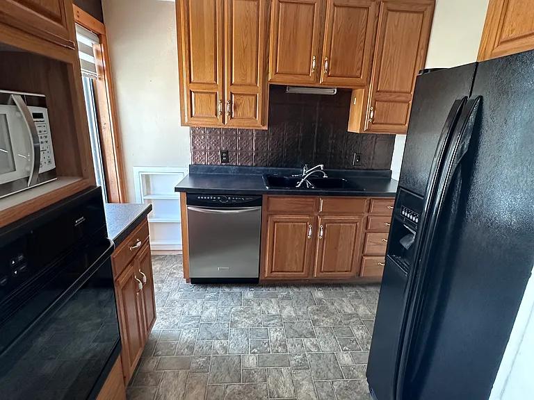 48 Camden Ct NE #2 — Photo 8