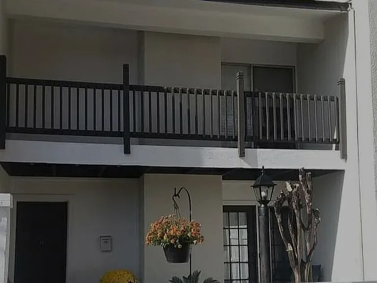 1000 S Williams Ave #5 — Photo 2