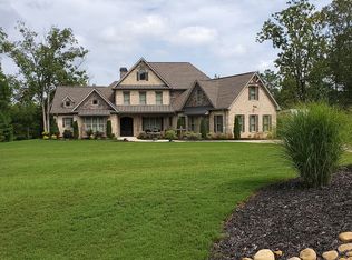 109 River Shoals Dr, Forsyth, GA 31029