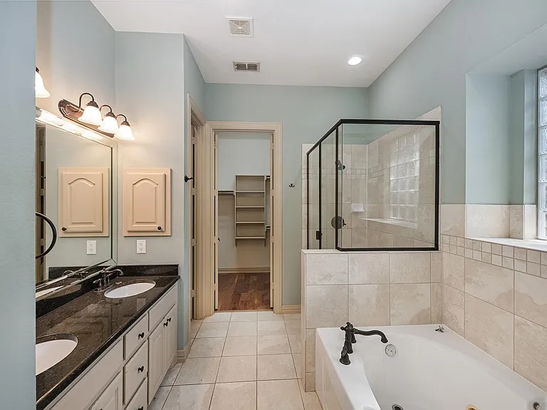 2221 Madera St — Photo 14