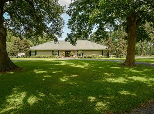 4765 Woodlawn Rd, Maurice, LA 70555
