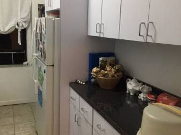 5th image of 609 W 173rd St #4/F