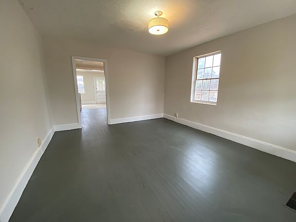3rd image of 100 Cumberland Ave