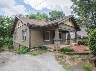 312 N Willow Ave, Fayetteville, AR 72701