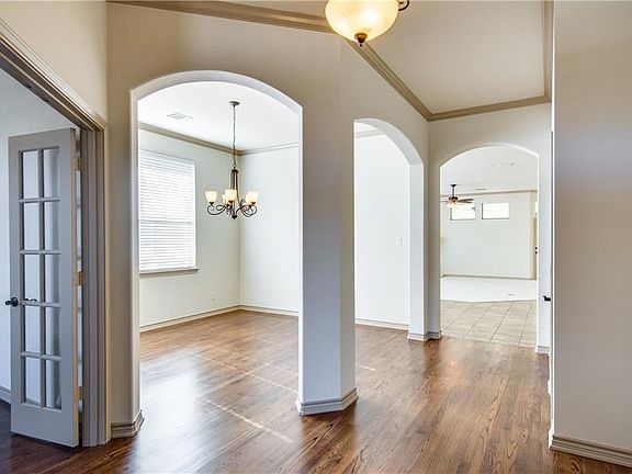 5th image of 15301 Duck Creek Ct