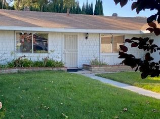 29561 Abelia Rd, Santa Clarita, CA 91387