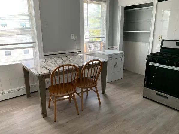 347 Douglas Ave #2, Providence, RI 02908