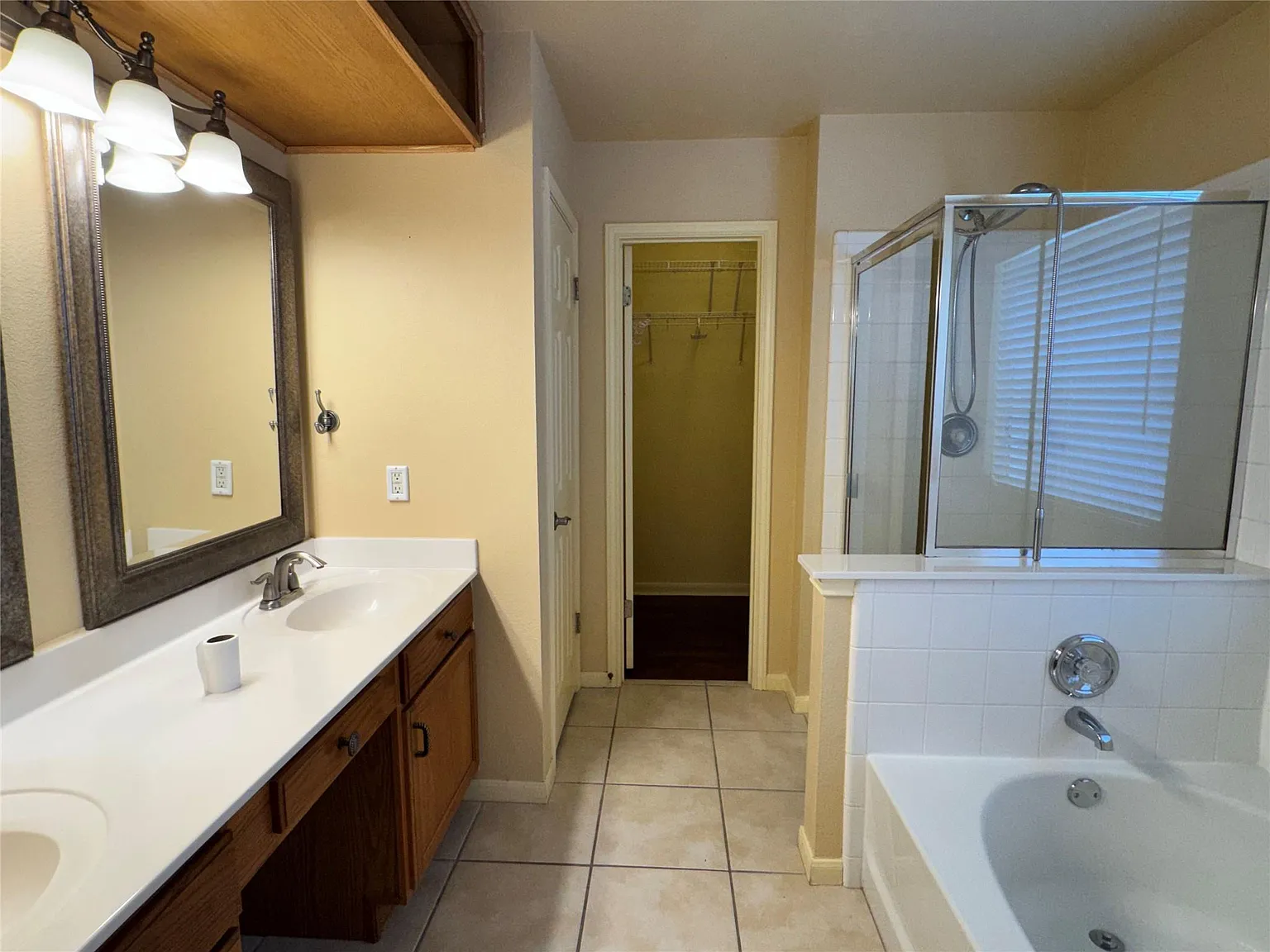 3 bed, 2.0 bath, 1685 sqft, $2,500 — Photo 4