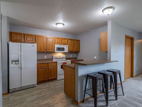 3rd image of 1400 22nd St APT 12
