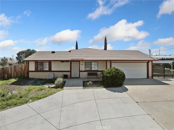 18449 Hackberry St, Hesperia, CA 92345