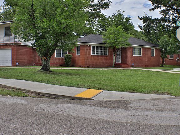 3rd image of 7526 Epperson Ave