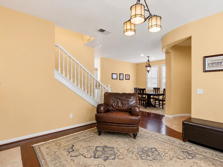 8380 Reagan Gln — Photo 5