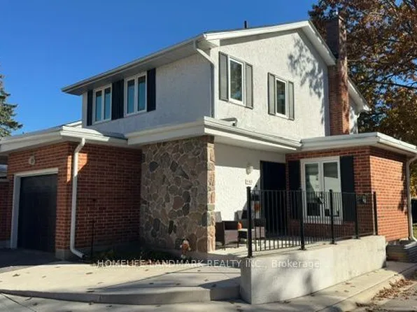 423 Keats Way #4, Waterloo, ON N2L 5S7