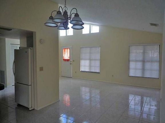 Living room & Dining room