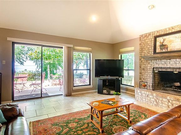 5th image of 122 Knights Cir