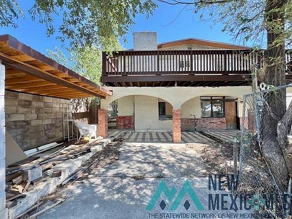 3rd image of 208 Guadalupe St