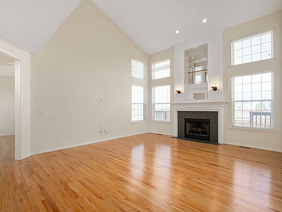5th image of 14246 Charity Chase Cir