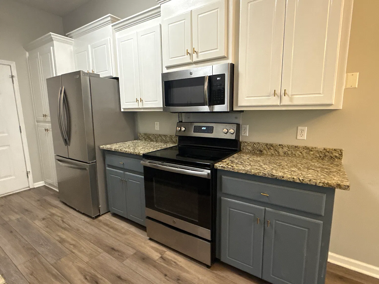 3 bed, 1842 sqft, $1,675 — Photo 2