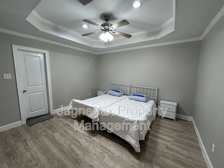 416 Rue Canard — Photo 15