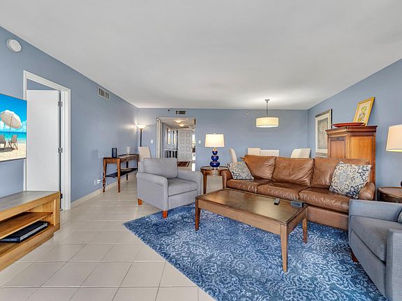4th image of 625 Oaks Drive #604