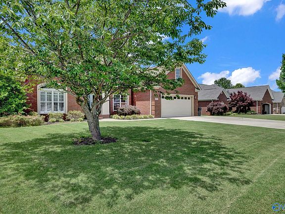 4th image of 180 Derby Dr