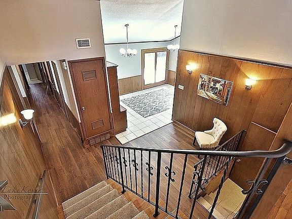 4th image of 926 Harrison Ave