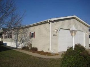 5622 Rockport Rd, Loves Park, IL 61111