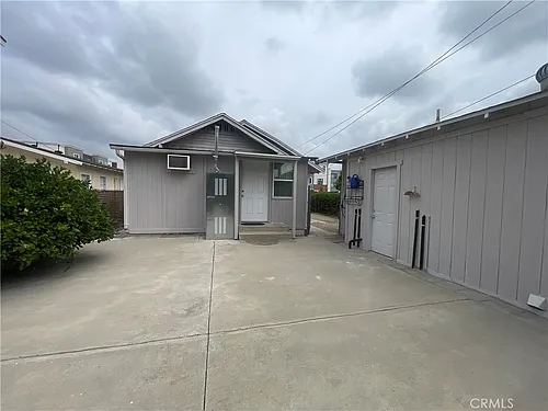 136 W Orange St Photo 1
